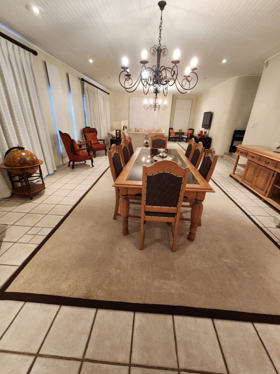 4 Bedroom Property for Sale in Ifafi North West
